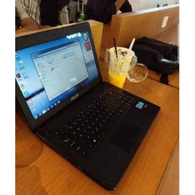 Laptop Bekas asus Mulus murah