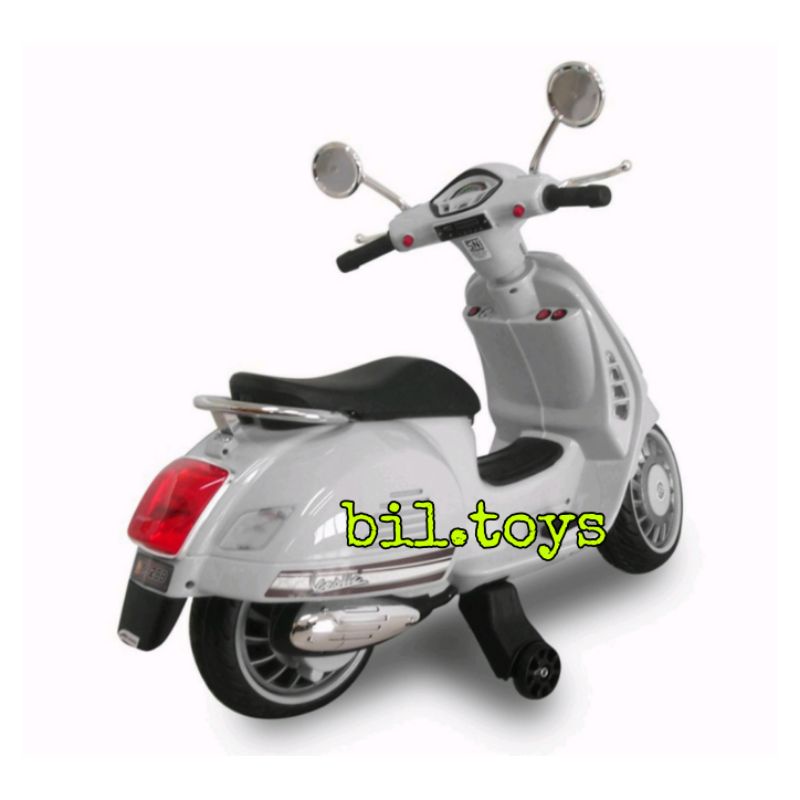 MAINAN MOTOR AKI ANAK VESPA MATIC VESTIC SCOOTER  M-288