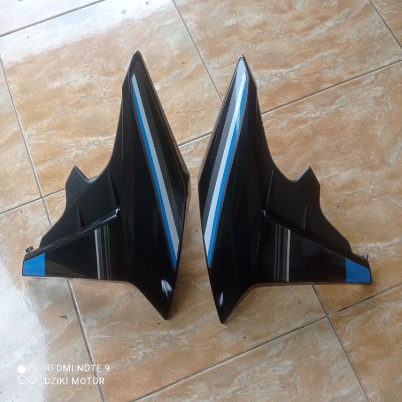 Sayap Tengki Cover Tengki Yamaha Vixion New NVL Advane 2TP Movistar biru Original