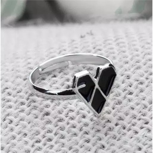 CC0176 - Cincin Tangan Pria Wanita Kpop Korea BTS EXO GOT7 NCT Daniel - White Round