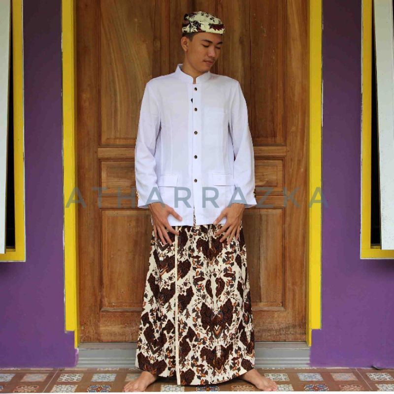 Apakah Batik Termasuk Baju Adat  Homecare24