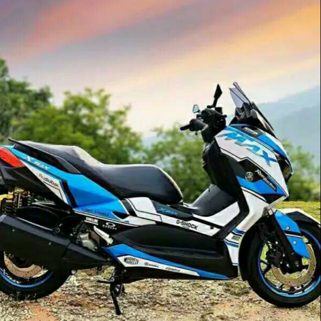 Decal Xmax Biru kombinasi Putih Grafis FullBody