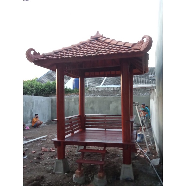 Gazebo Kayu Glugu Minimalis