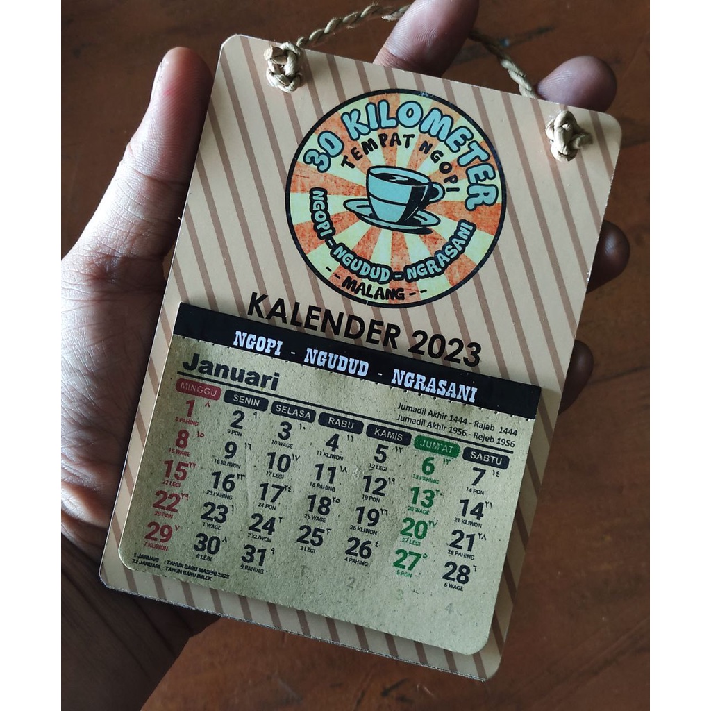 

KALENDER DINDING 2024 MDF AESTETIC UKURAN MINI