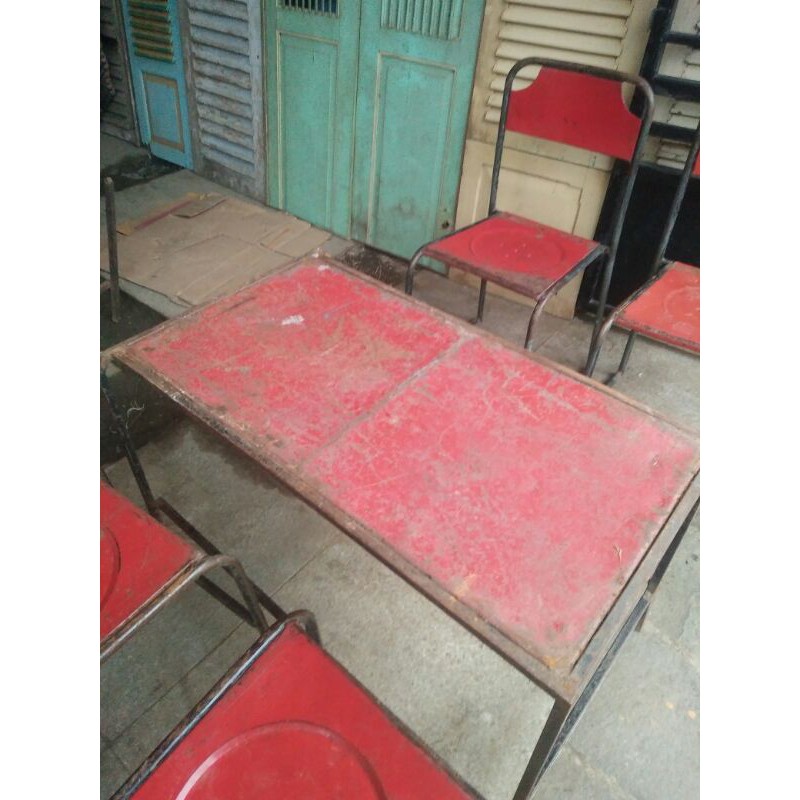 set kursi besi warung cafe