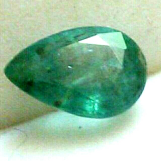 NATURAL EMERALD BERYL JAMRUD COLOMBIA ASLI ALAM