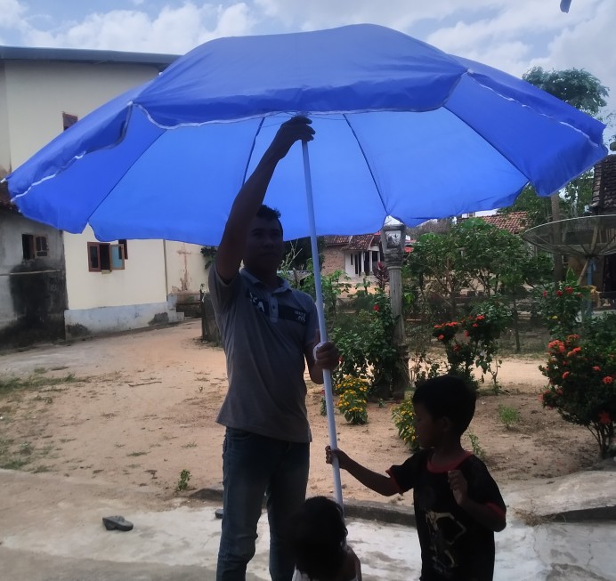 Payung Jumbo Lebar 180-210cm Cocok Untuk Event Pantai Cafe Bazaar