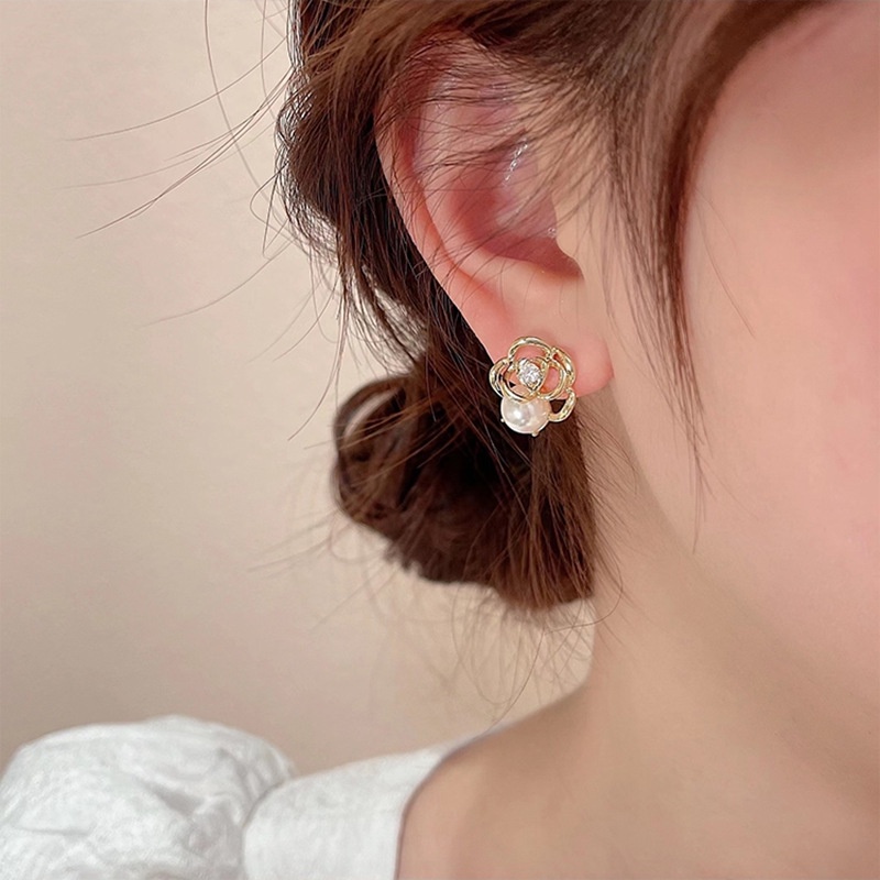 Anting Stud Mutiara Bunga Camellia Gaya Elegan Untuk Wanita