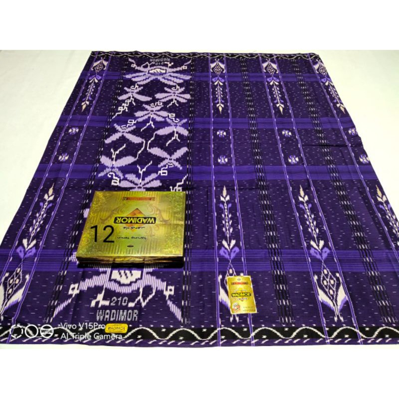 Sarung Wadimor Bali print