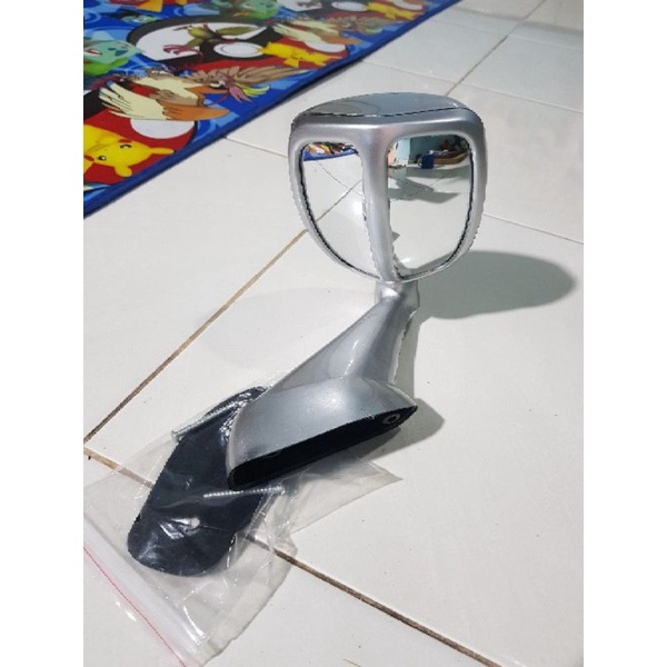 spion kap mesin tanduk MOBIL toyota hilux / fortuner / INOVA innova / grand max  2005 sampai 2015 hitam abu silver putih chrome champagne merah trd