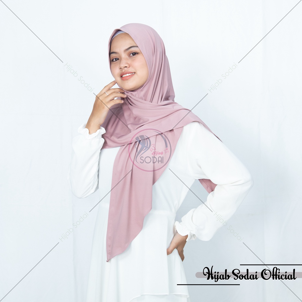 Hijab Instan Segitiga Jersey / Hijab Segitiga Instan