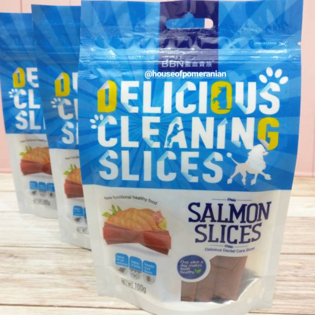 Makanan cemilan anjing dog treat snack salmon. Tulang kunyah gigit chew