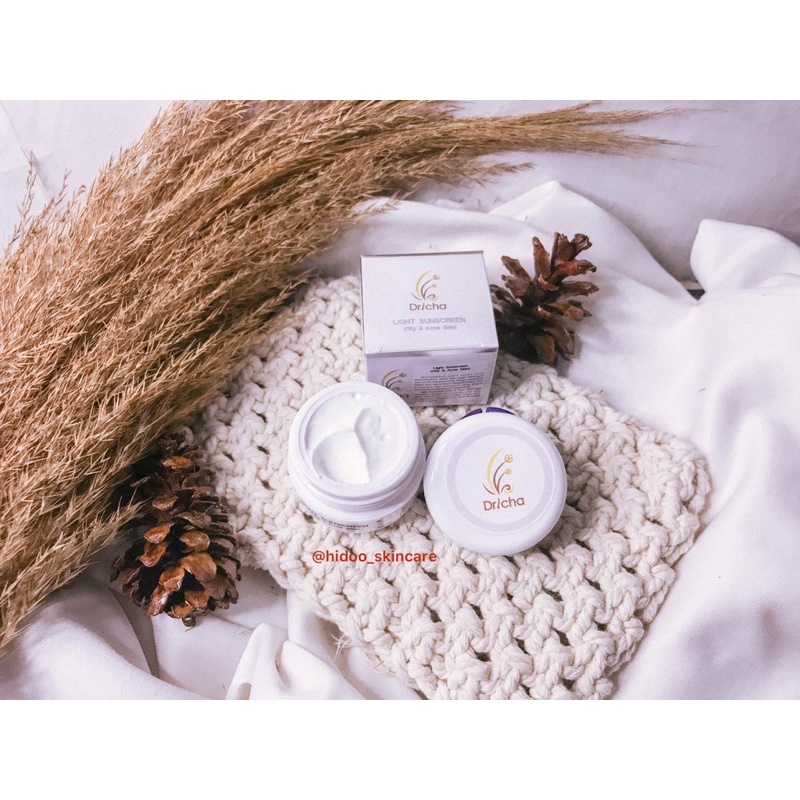 light sunscreen Dricha By Dr.Ika