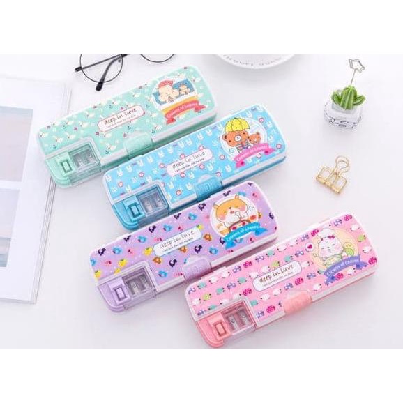

TERMURAH Tempat pensil dua rautan dua tingkat/double sharpener/TEMPAT PENSIL AESTHETIC/TEMPAT PENSIL ANAK PEREMPUAN/TEMPAT PENSIL LUCU/TEMPAT PENSIL 3D/TEMPAT PENSIL TRANSPARAN/TEMPAT PENSIL LUCU/TEMPAT PENSIL KOREA/TEMPAT PENSIL KAIN/TEMPAT PENSIL