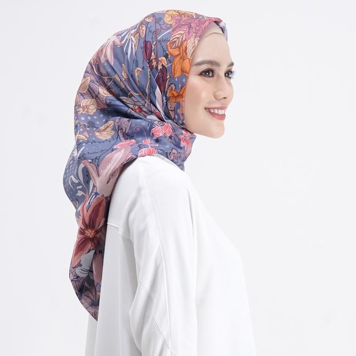 [KODE PRODUK LIQBB5094] Gonegani Hijab Motif Persegi Blossom Scarf