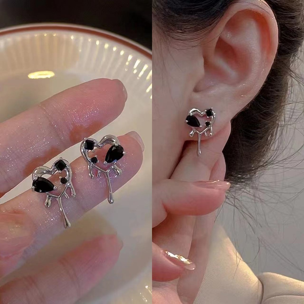 Anting Stud 925 Sterling Silver Bentuk Hati Gaya Korea Untuk Wanita