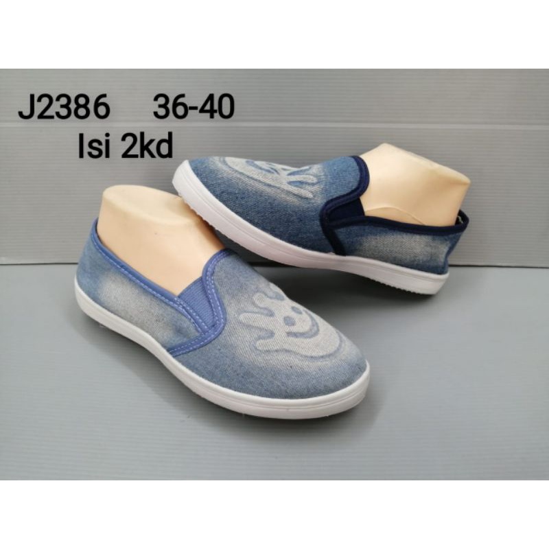 sepatu perempuan levis slip on murah awet