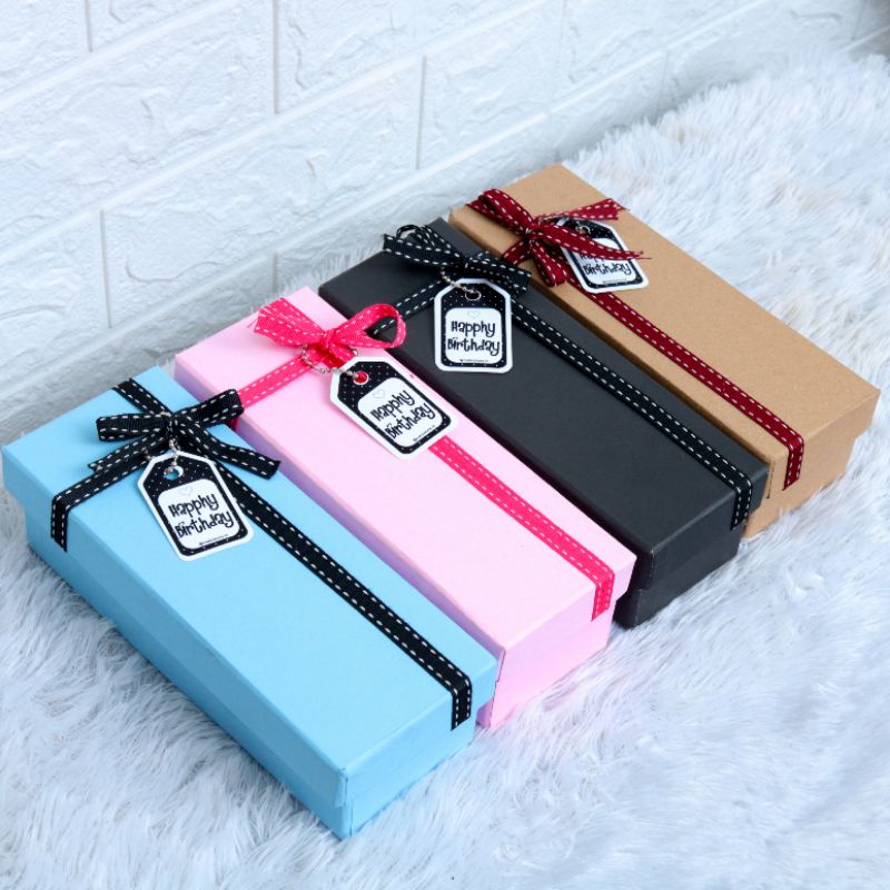 

Kotak kado hard cover