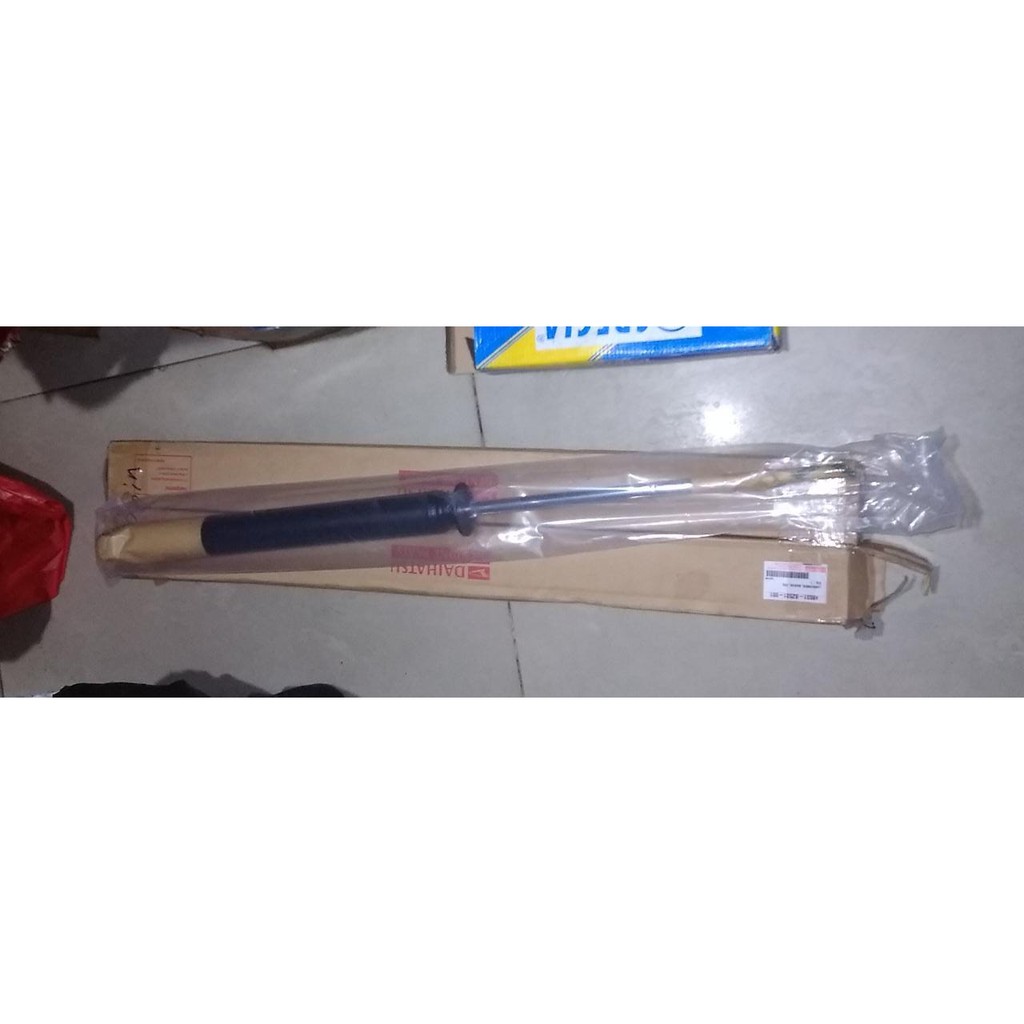 Shock Belakang Ayla Agya