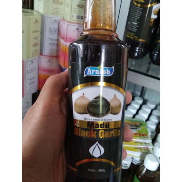 

Arafah Madu hitam black garlic
