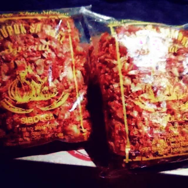 

Keripik sambal sibolga 500gr/ keripik gurih / keripik singkong / keripik halal /kerupuk special