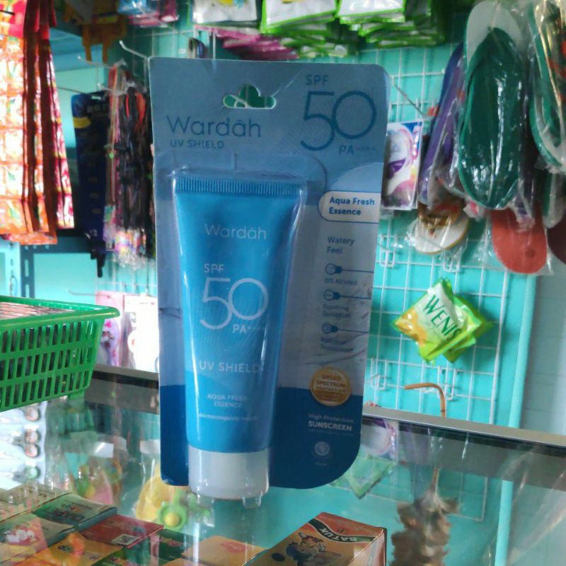 Wardah Sunscreen SPF 50 PA+++ UV Shield 30ml aqua fresh essence everyday sunscreen Hydrating Sunblock Wajah Muka