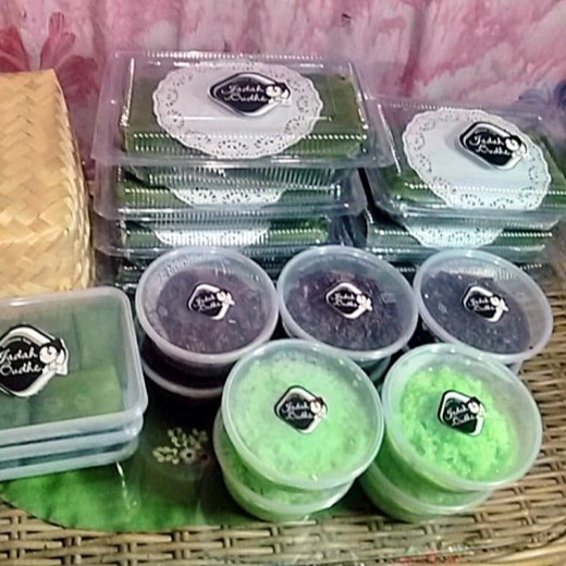 

KETAN-BERAS- TAPE KETAN HITAM TAPE KETAN HIJAU ES TAPE WEDANG TAPE TRADITIONAL FOOD - HIJAU -BERAS-