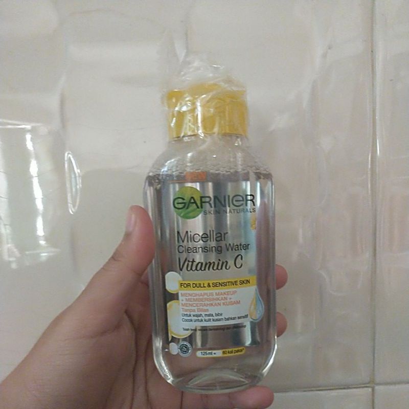 Garnier Micellar Cleansing Water