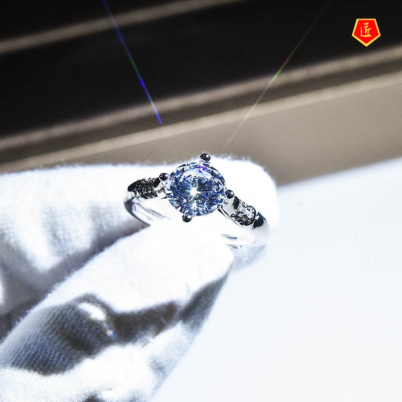 [Ready Stock]Creative Classic Moissanite Four-Claw Ring