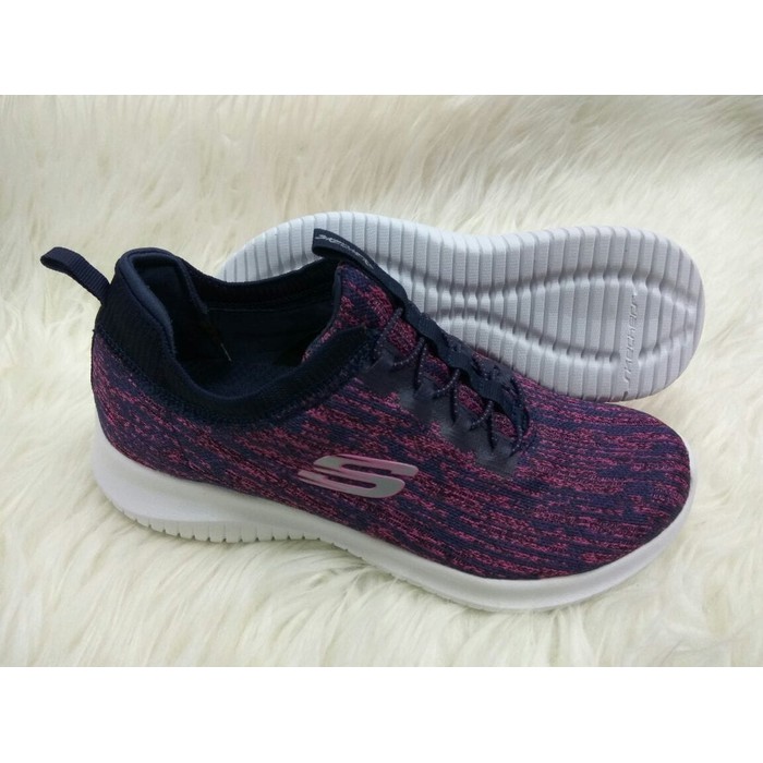 Sepatu Skechers Muzzin IV Women / Wanita Muzzin Hartnell Navy
