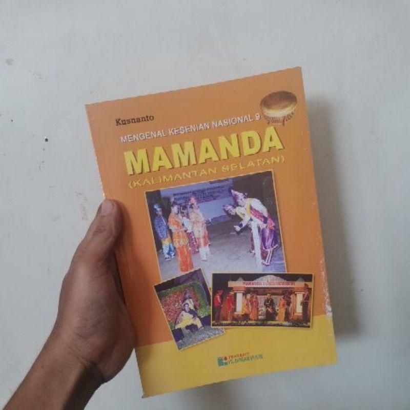 

Buku Mengenal kesenian nasional Mamanda