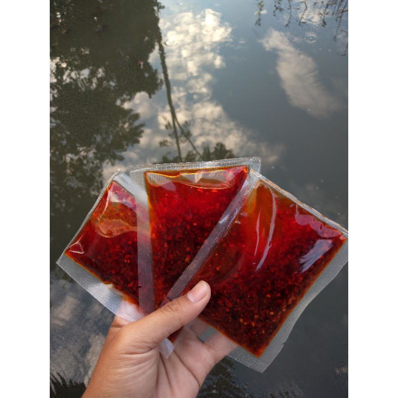 

Chili Oil by Twentyntwo
