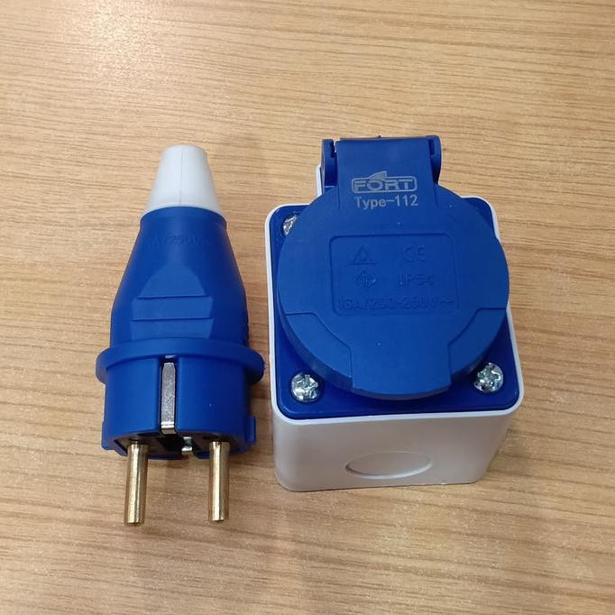 Ready Stock] Industrial Plug & Panel Socket 16A-2P 16A/250V