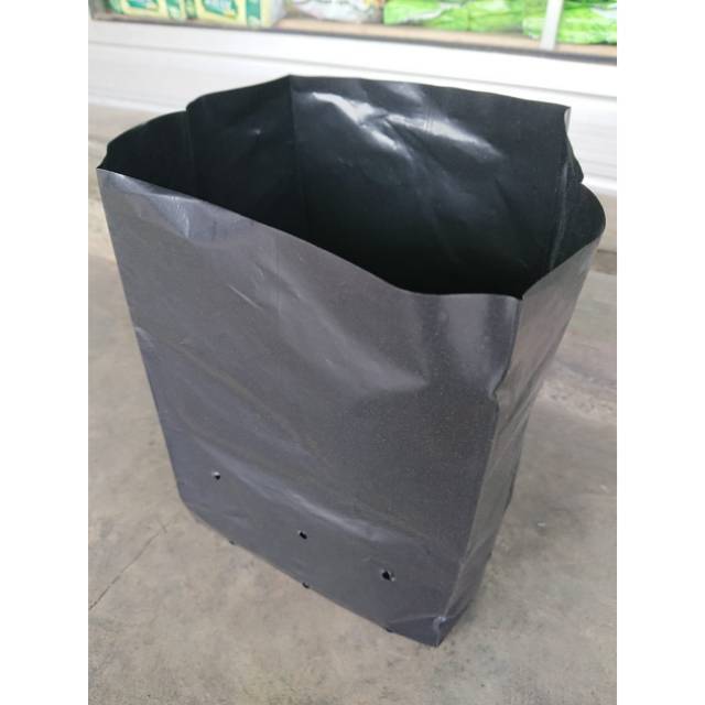 

Plastik POLYBAG Ukuran 30x30 isi 22 lembar