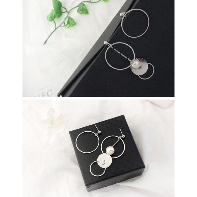 LRC Anting Tusuk Elegant Silver Color Circular Ring&amp;pearl Decorated Asymmetric Earrings Y57728