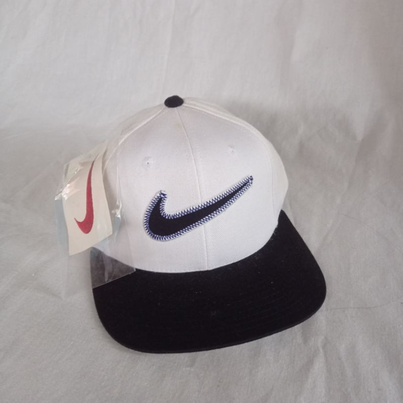 Vintage Snapback Nike