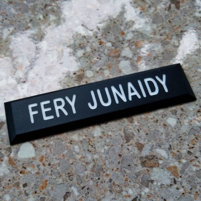 

Terlaris ✨ - Name Tag Hitam Doff Untuk ASN / PNS - Peniti & Magnet3.1.23