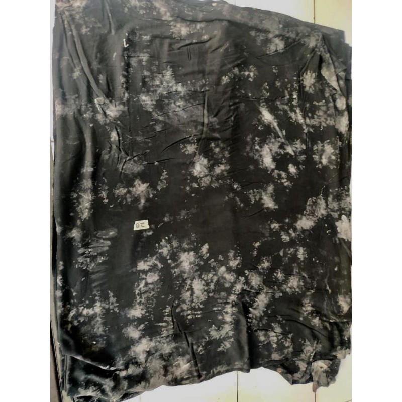 Kain Tie Dye Rayon Smoke Lilac dan Hitam