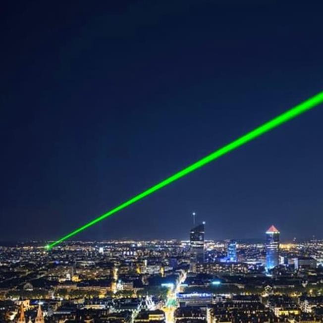 Green Laser Lampu Led / Green Laser Pointer 303