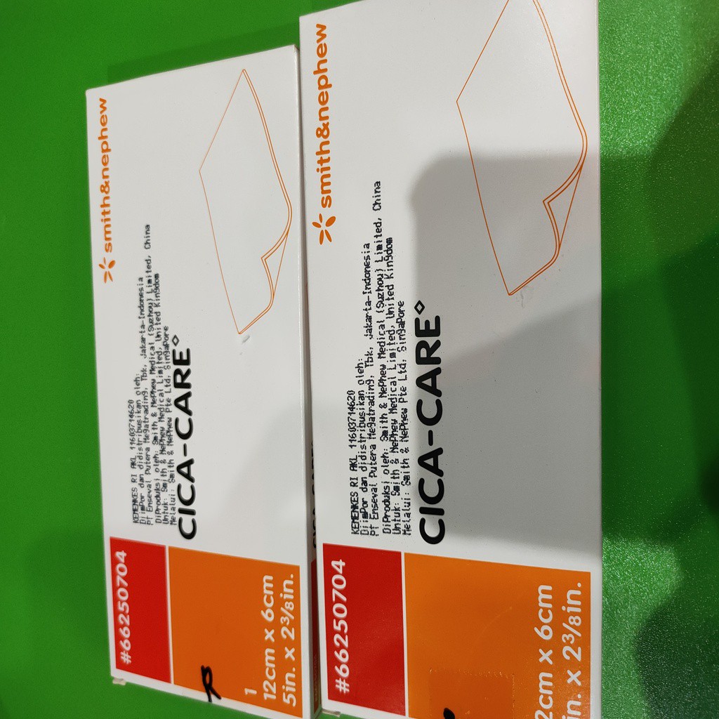 [PER BOX 12CM X 6CM] CICA-CARE CICA CARE UNTUK KELOID