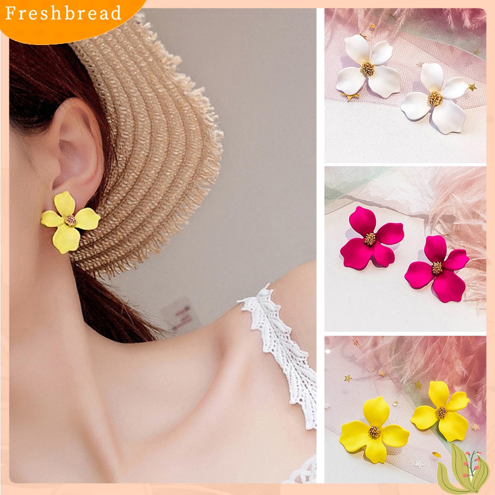 Fresh| Anting Tusuk Wanita Bentuk Bunga Untuk Pesta / Travel / Hadiah