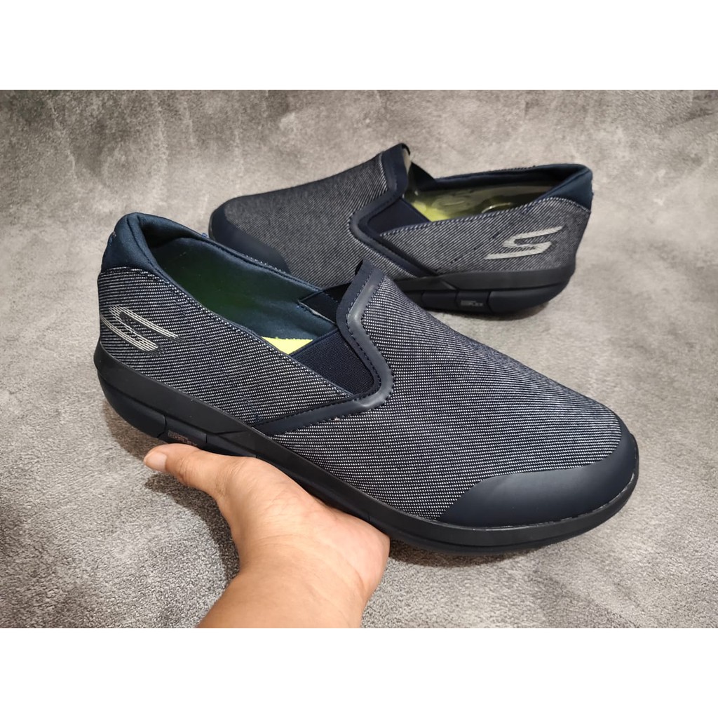 Skechers Go flex Executive Sepatu Slip On Pria