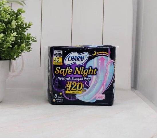 Charm Safe Night 42 CM 8 Pads