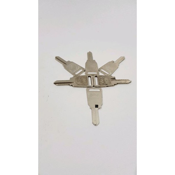 Mata Anak Kunci Kontak Honda S90 S90Z S110 Benly CB100 CB CG CG110 CG125 C70 C50 Original Ori NOS