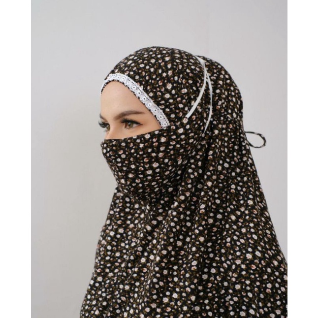 MUKENA DEWASA RAYON ZLATRA SIGNATURE DITSY GARDEN BLACK