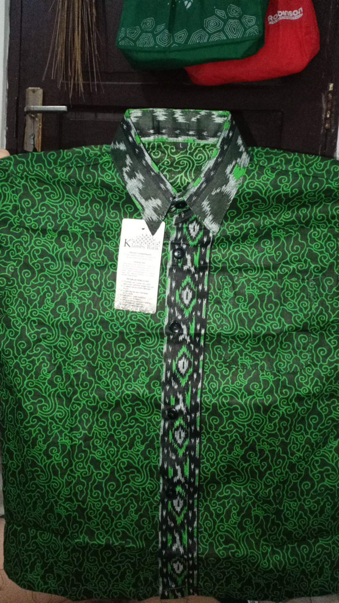 Kemeja Anak Batik Motif Mega Mendung Biru, Merah, Ijo Botol Fashion Kids