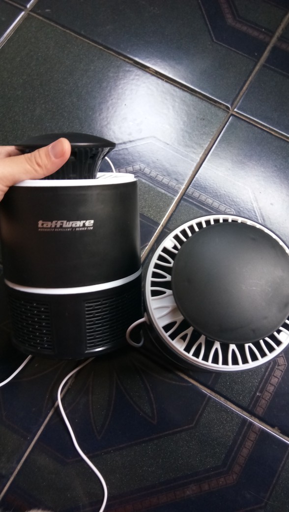 Alat Pengusir Nyamuk Elektrik Lampu Jebakan Pembunuh Nyamuk