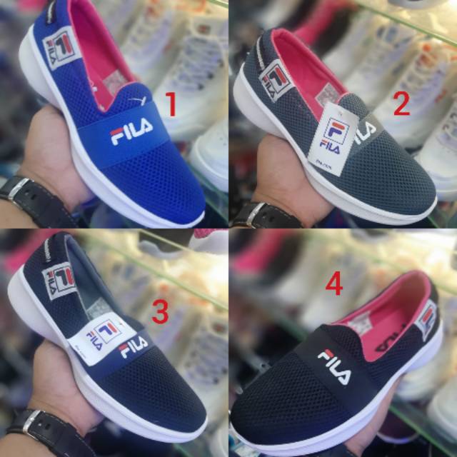 sepatu slipon fila cewek