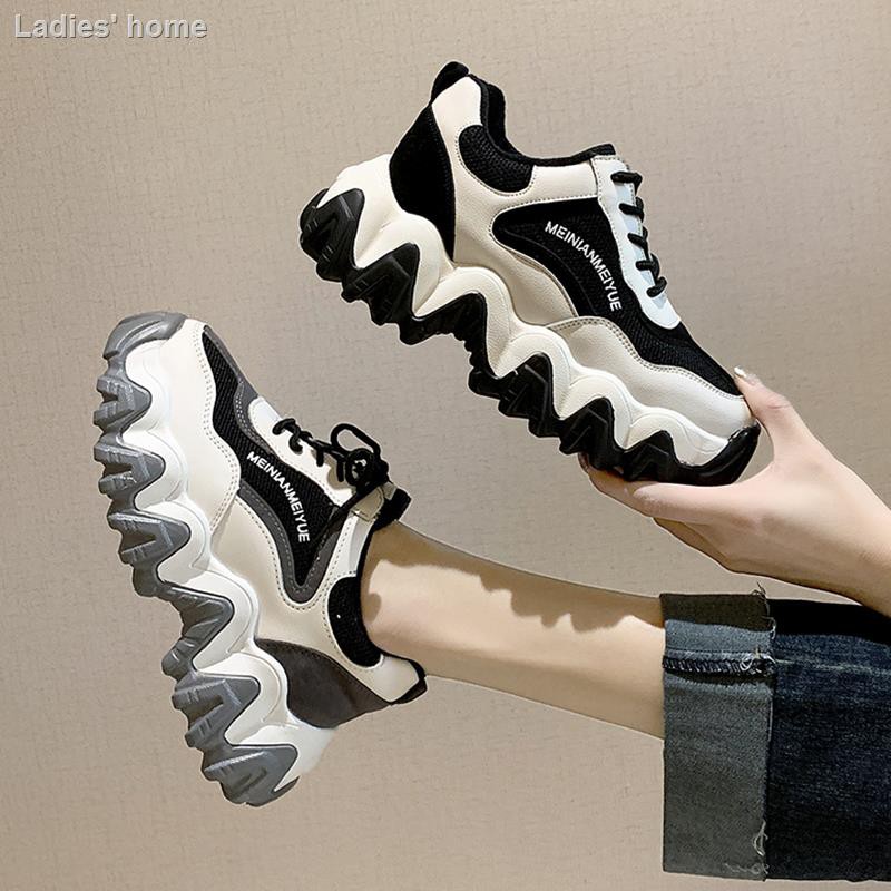 sepatu platform sneakers