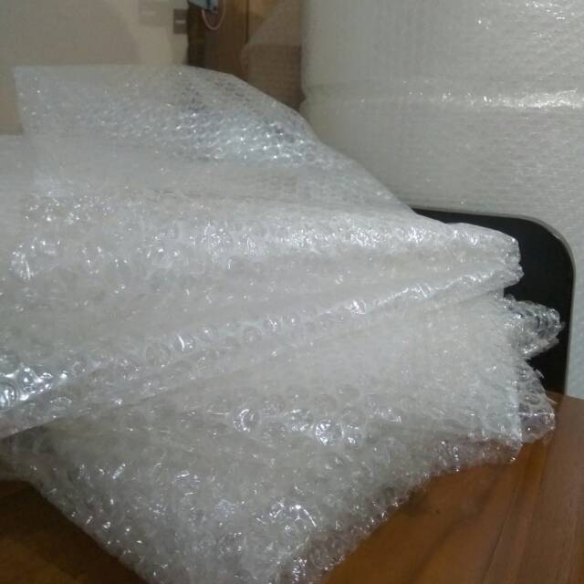 

Donasi Bubble wrap size 120 x 40 cm